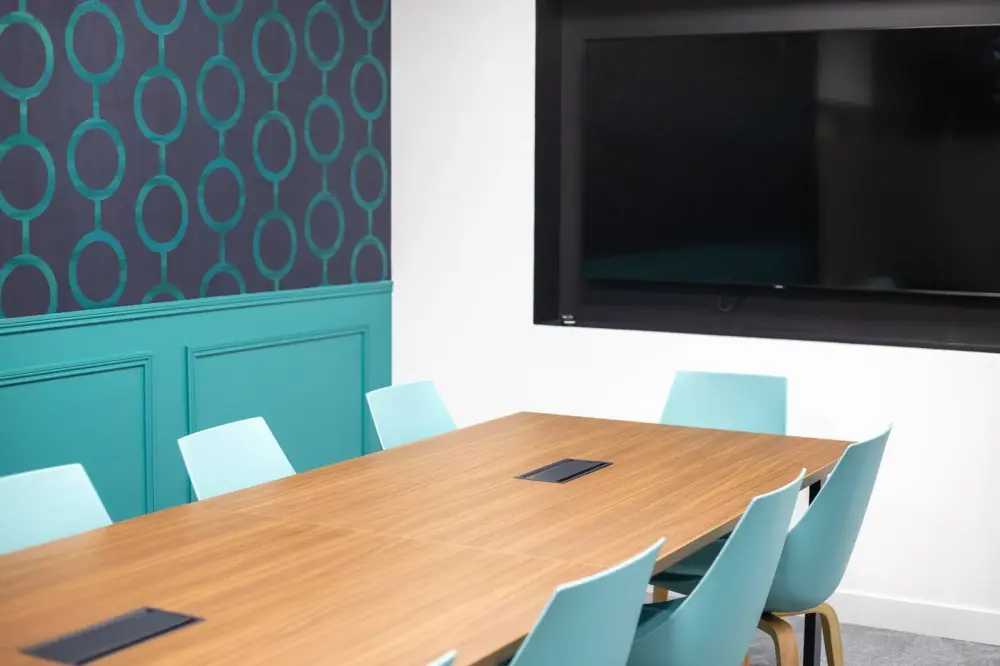 Salle de Réunion - ACDC - 10 personnes — Sundesk Biot