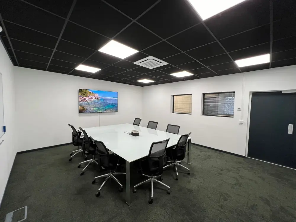 Salle Coffre — Community Work