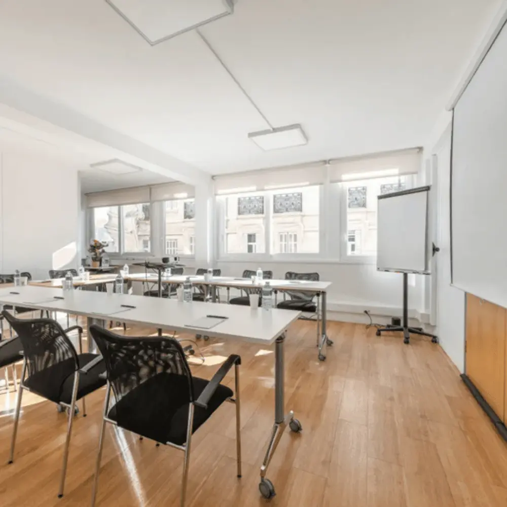 Salle de réunion 30m2 — Centre Atlas