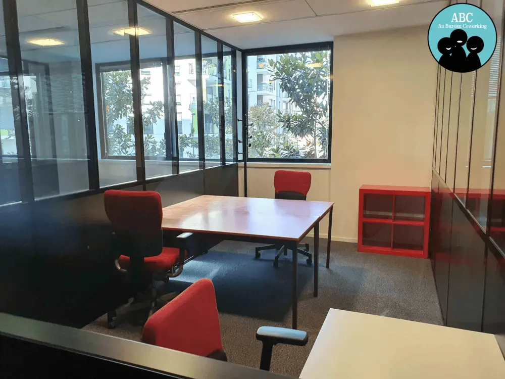 Bureau privatif 12m2 — Au Bureau